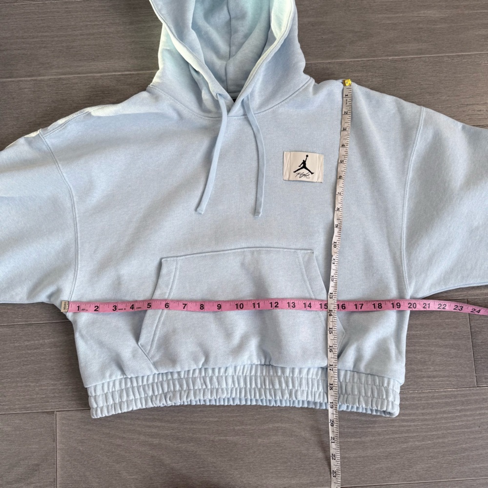 Jordan Essentials Fleece Hoodie in the Celestine Blue XS Cropped Boxy DD6998-438 - Picture 16 of 16